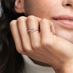 Sparkling Wishbone Heart Ring,Metal: Rose gold plated