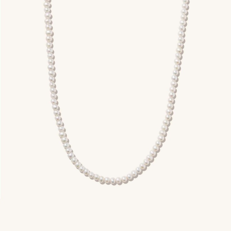 Essential Pearl Necklace