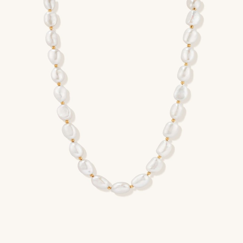 Bold Pearl Necklace